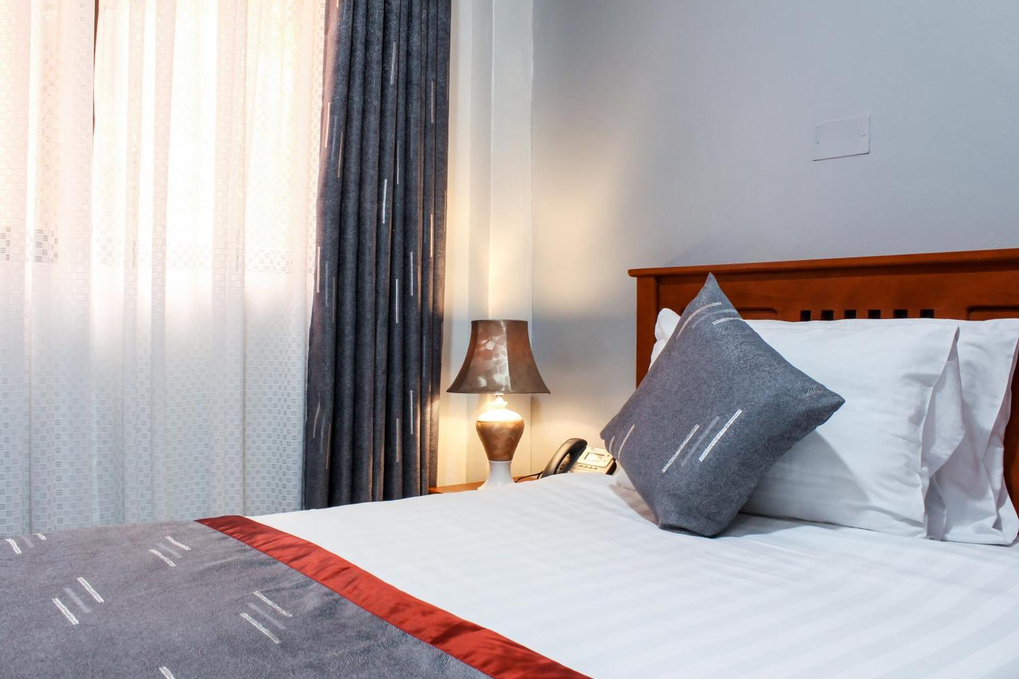 Excelsis Garden Hotels - كامبالا المظهر الخارجي الصورة